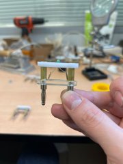 Учебно-инженерный набор с растровой панелью для макетирования электрических схем (базовый).